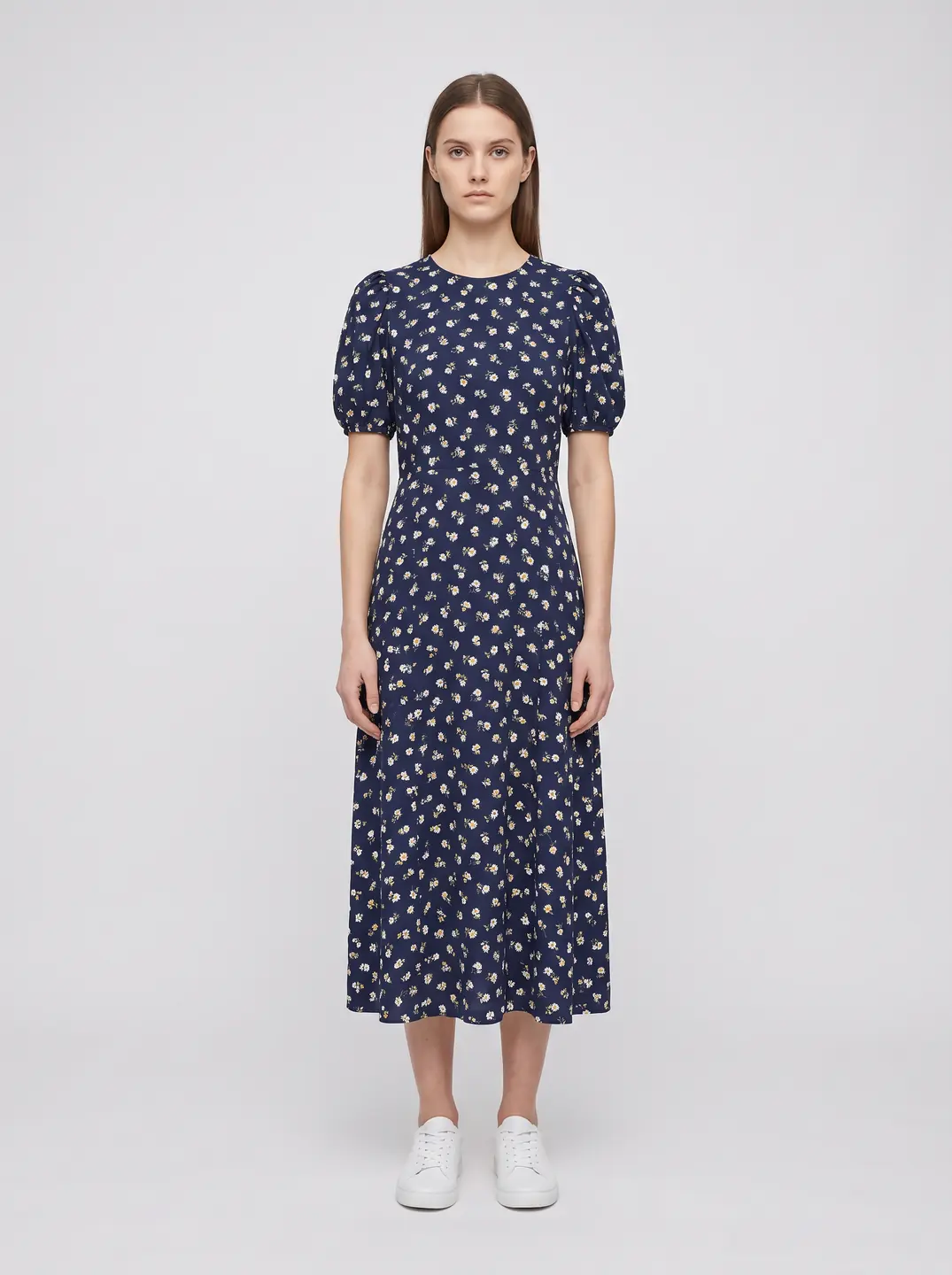 Source photo of the supplier dress